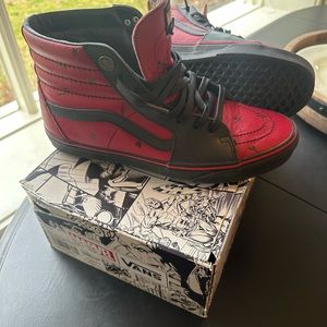 MARVEL VANS men US 10.5 women 12.0 SK8-Hi Marvel Deadpool/Black VN0A38GEUBJ